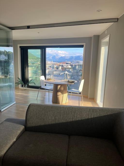 Appartement Center 7th Floor With Beautiful View *