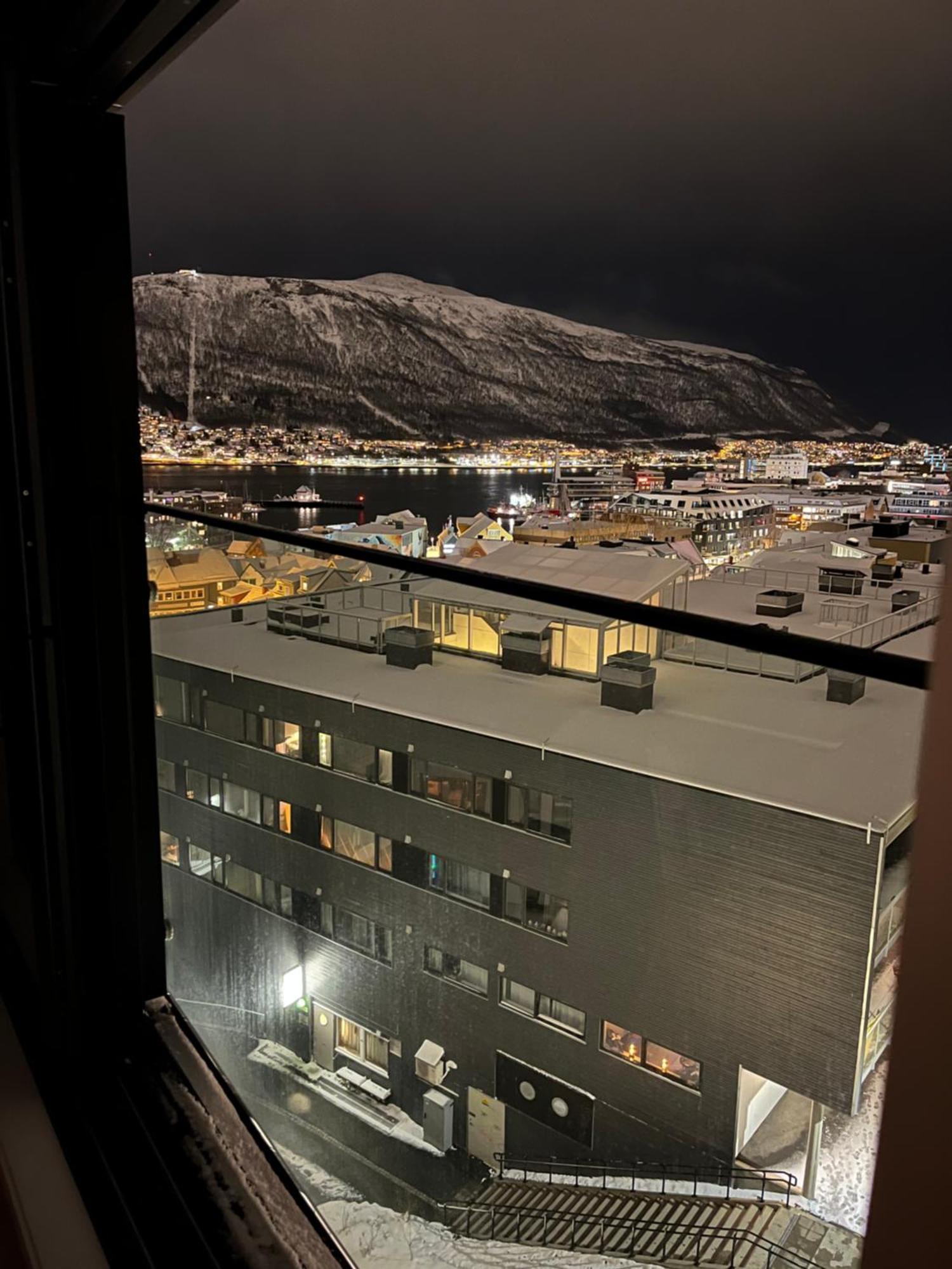 Center 7th Floor With Beautiful View Tromsø